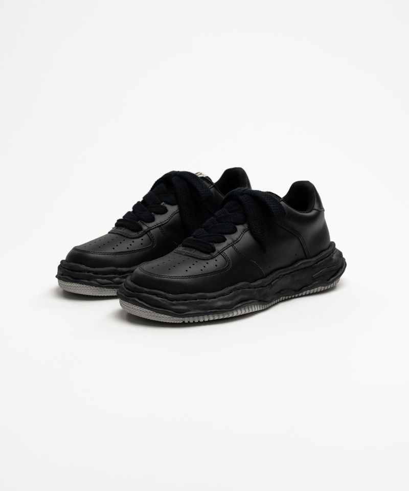 "WAYNE" OG Sole Leather Low-top Sneaker