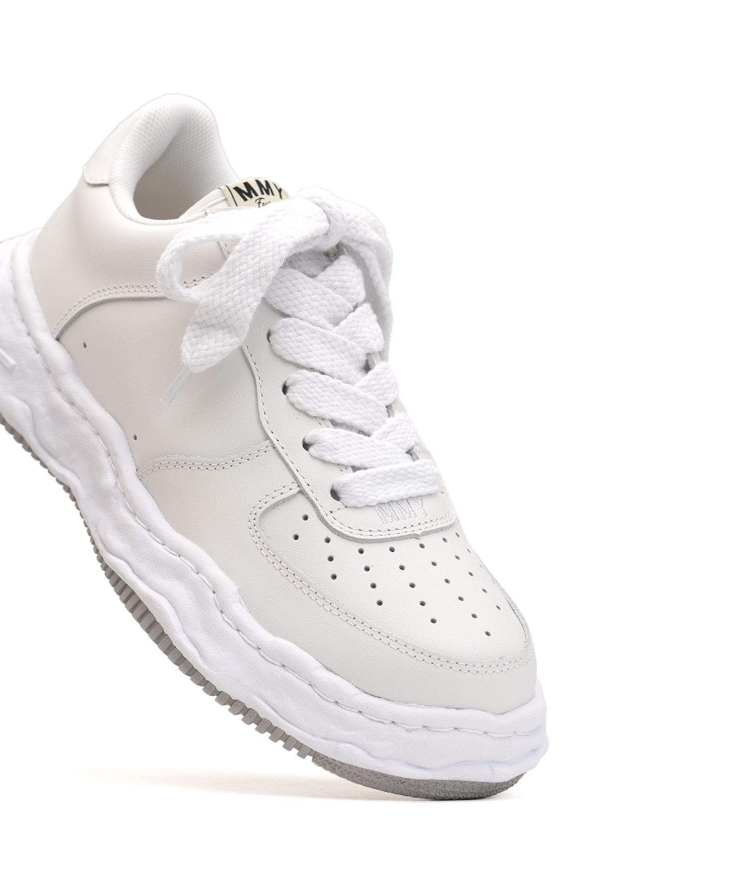 "WAYNE" OG Sole Leather Low-top Sneaker