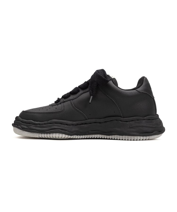 "WAYNE" OG Sole Leather Low-top Sneaker