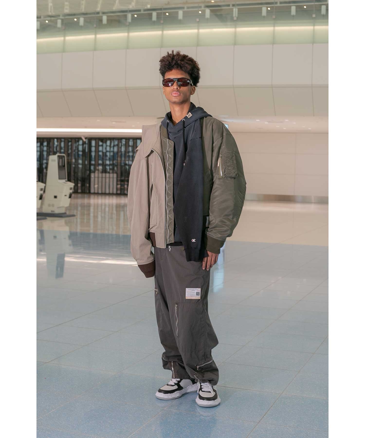 Sunglass  -BLANC Collaboration-