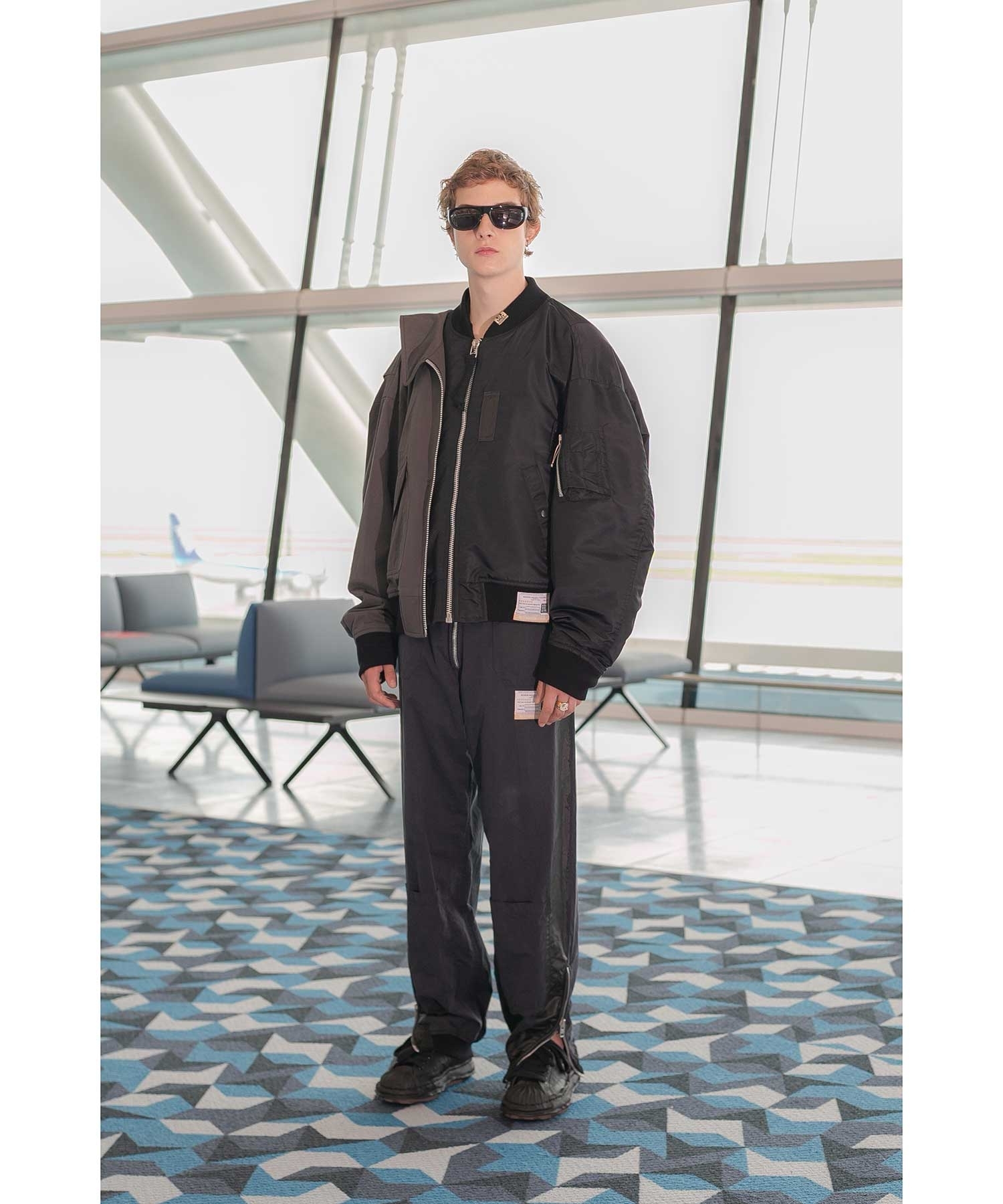 Sunglass  -BLANC Collaboration-