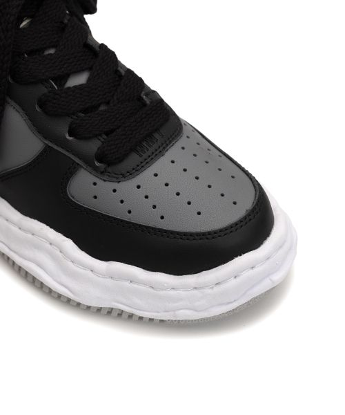 "WAYNE" OG Sole Leather Low-top Sneaker