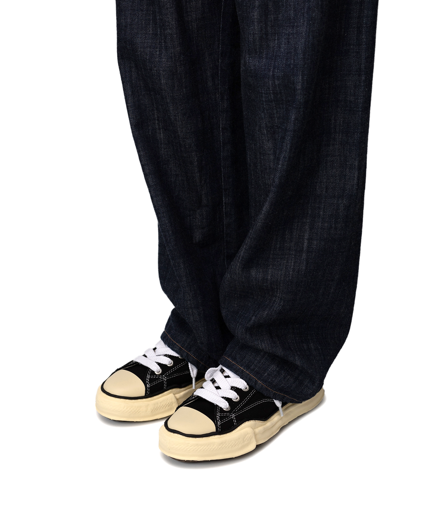 "PETERSON" VL OG Sole Canvas Low-top Sneaker