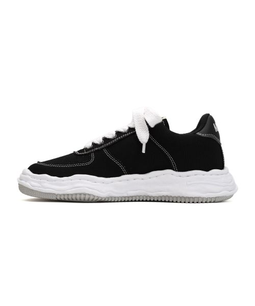 "WAYNE" OG Sole Canvas Low-top Sneaker