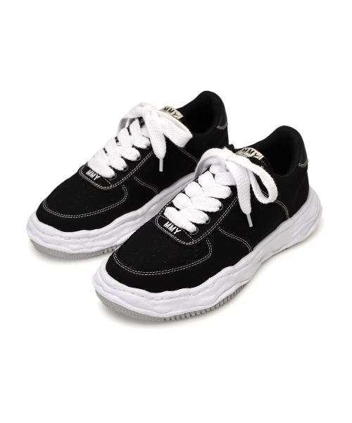 "WAYNE" OG Sole Canvas Low-top Sneaker