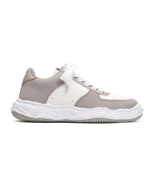 "WAYNE" OG Sole Canvas Low-top Sneaker