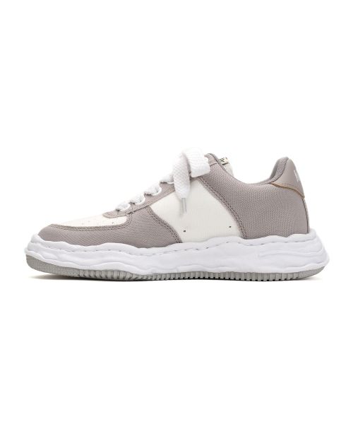 "WAYNE" OG Sole Canvas Low-top Sneaker