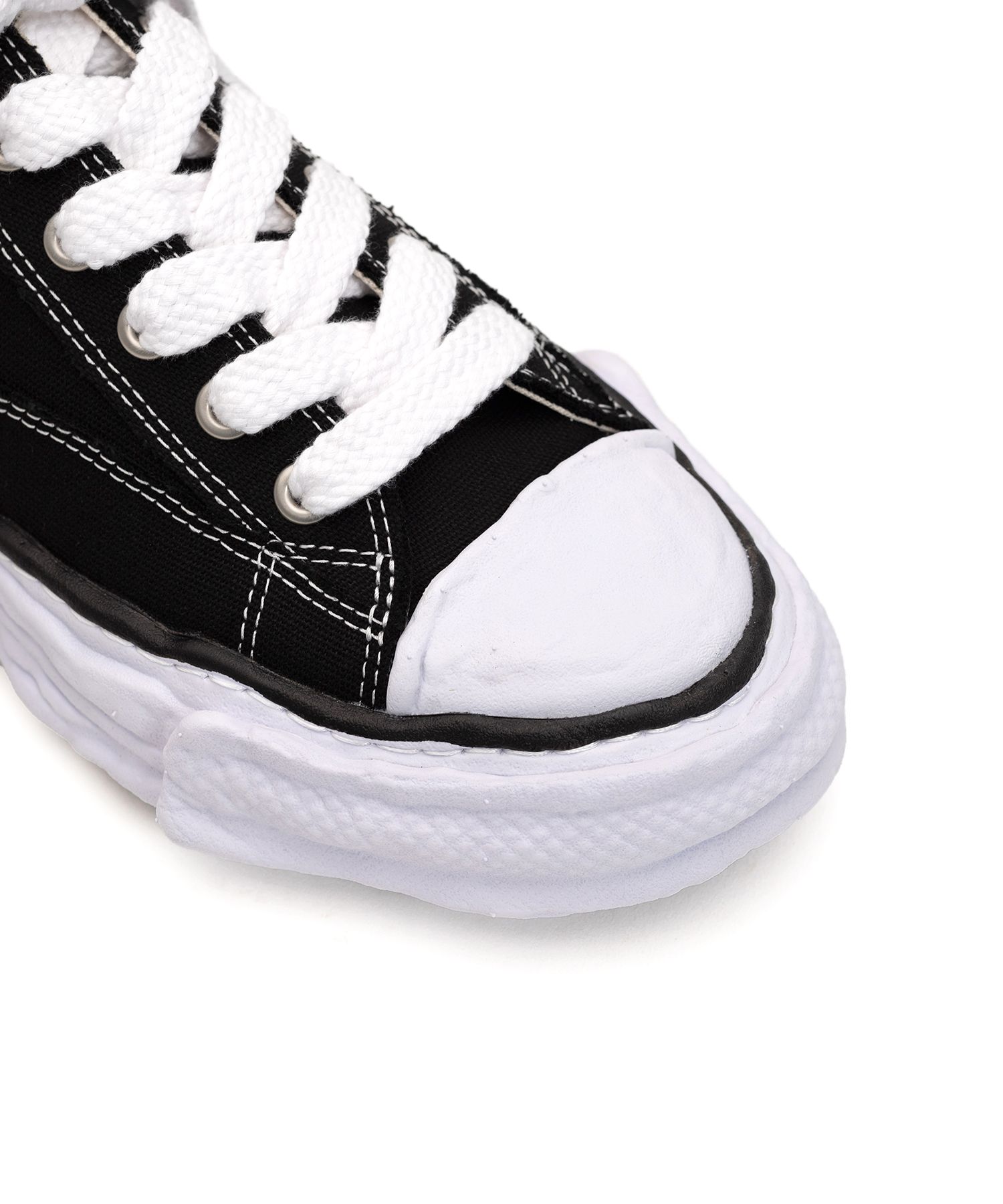 "PETERSON23" OG Sole Canvas Low-top Sneaker