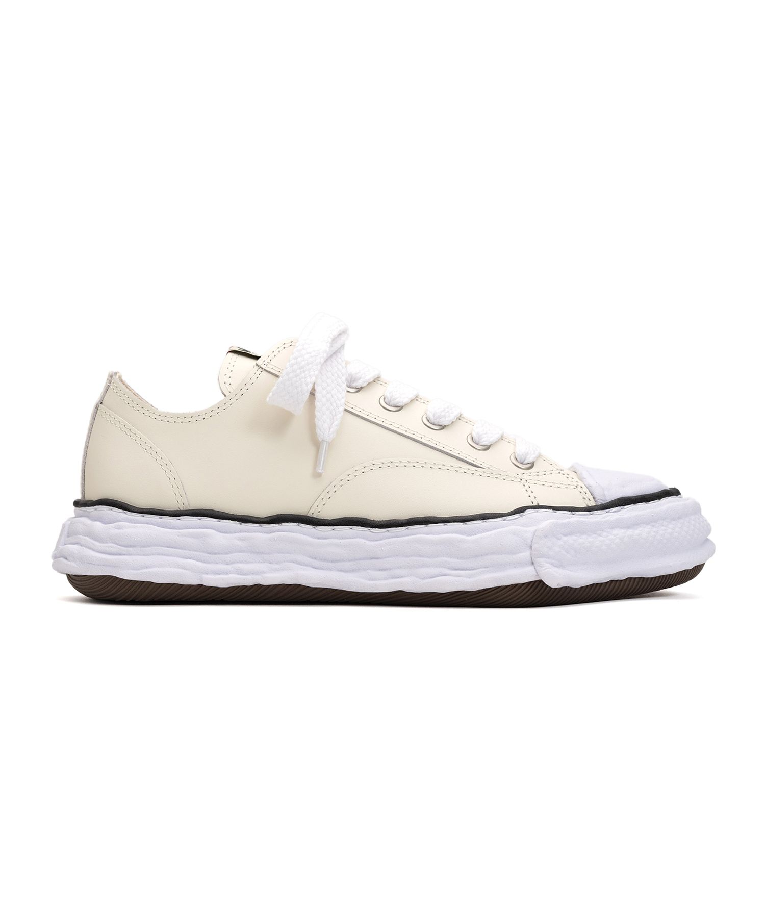 "PETERSON23" OG Sole Leather Low-top Sneaker