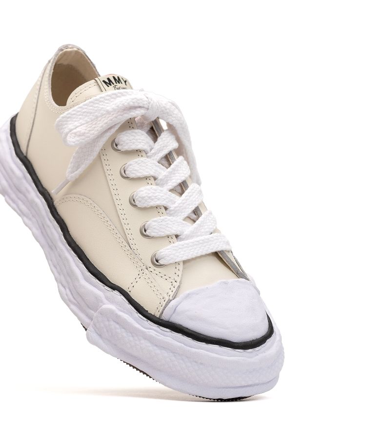 "PETERSON23" OG Sole Leather Low-top Sneaker