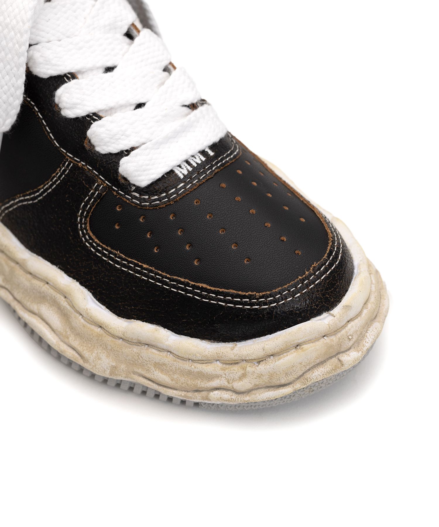 "WAYNE" OG Sole Cracking Leather Low-top Sneaker