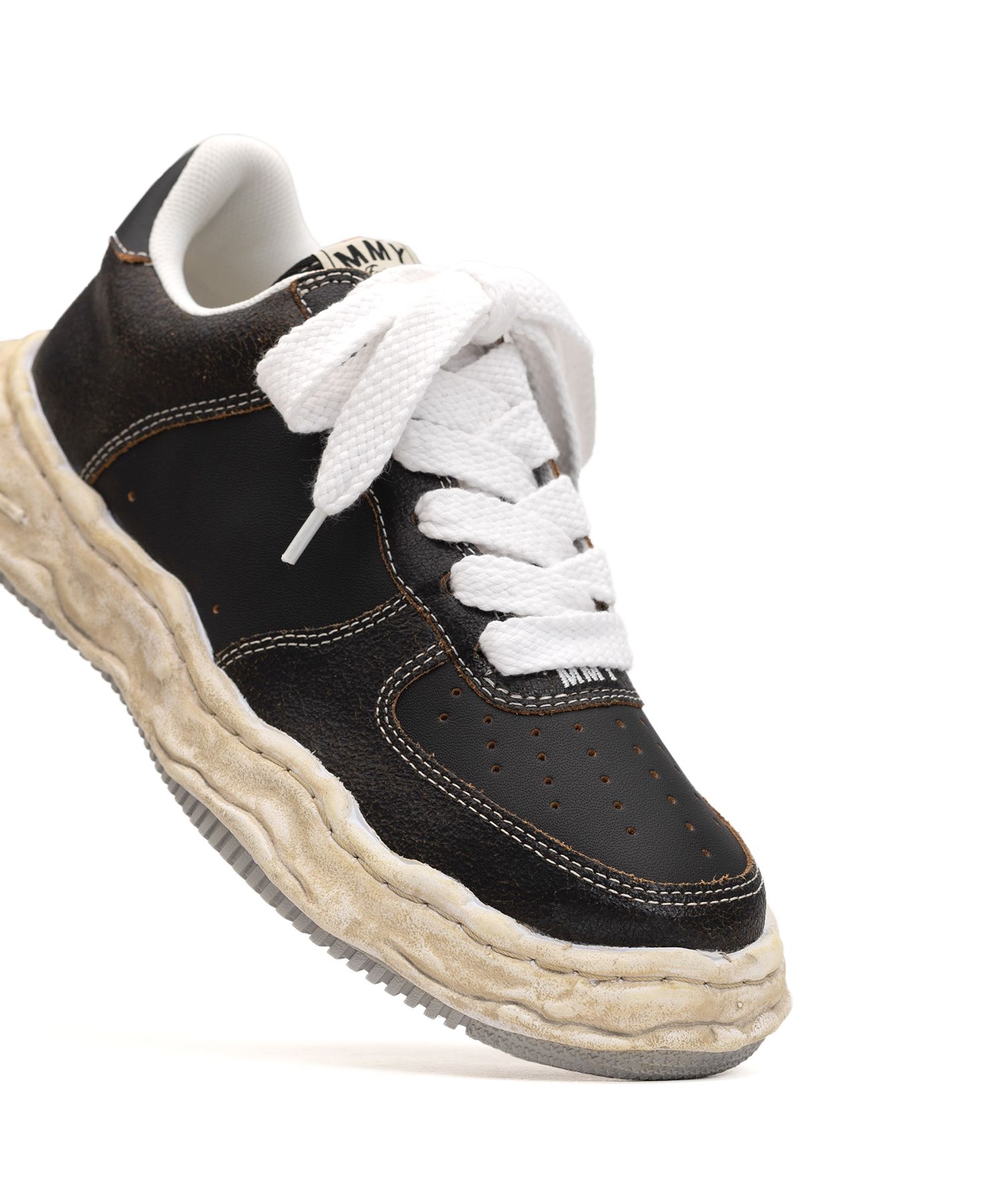 "WAYNE" OG Sole Cracking Leather Low-top Sneaker