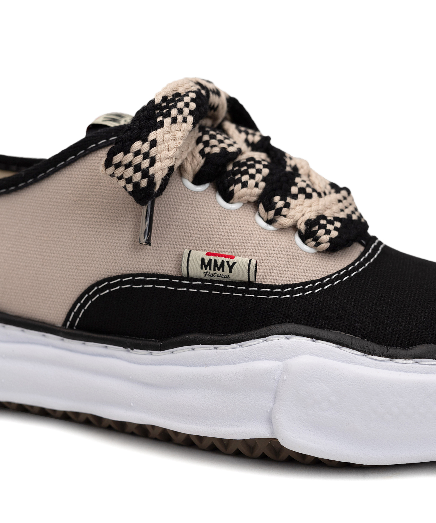 "BAKER" OG Sole Bicolored Canvas Low-top Sneaker