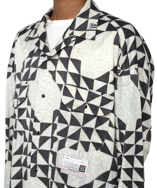 Triangle-Quilt Printed Shirt