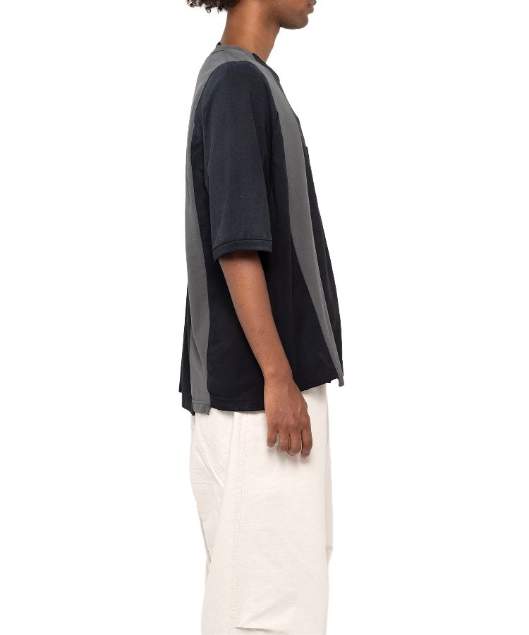 Vertical Switching T-shirt