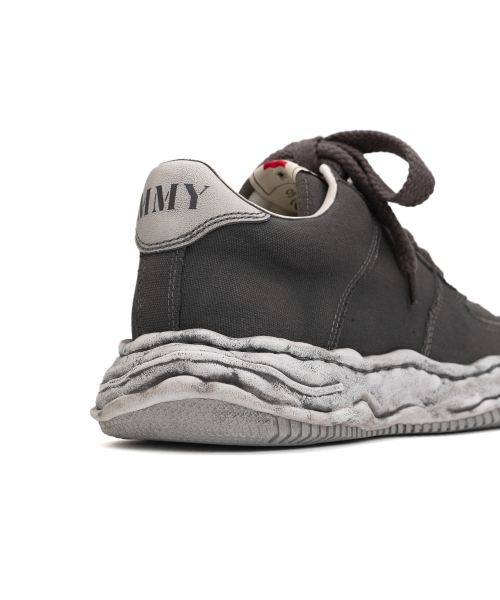 "WAYNE" OG Sole Over-Dyed Canvas Low-top Sneaker