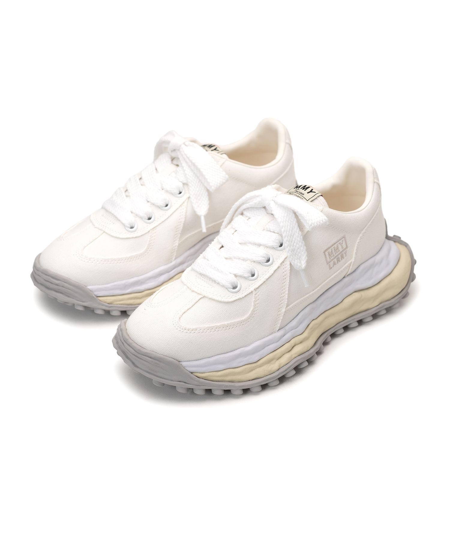 "LARRY" OG Sole Canvas Low-top Sneaker