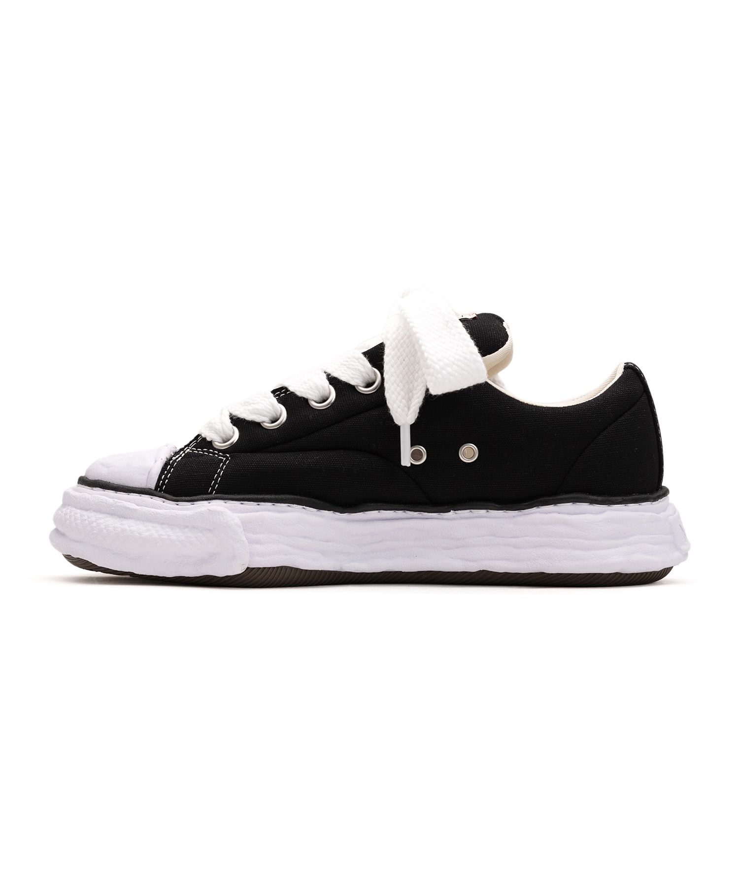 "PETERSON23" OG Sole Padded Canvas Low-top Sneaker
