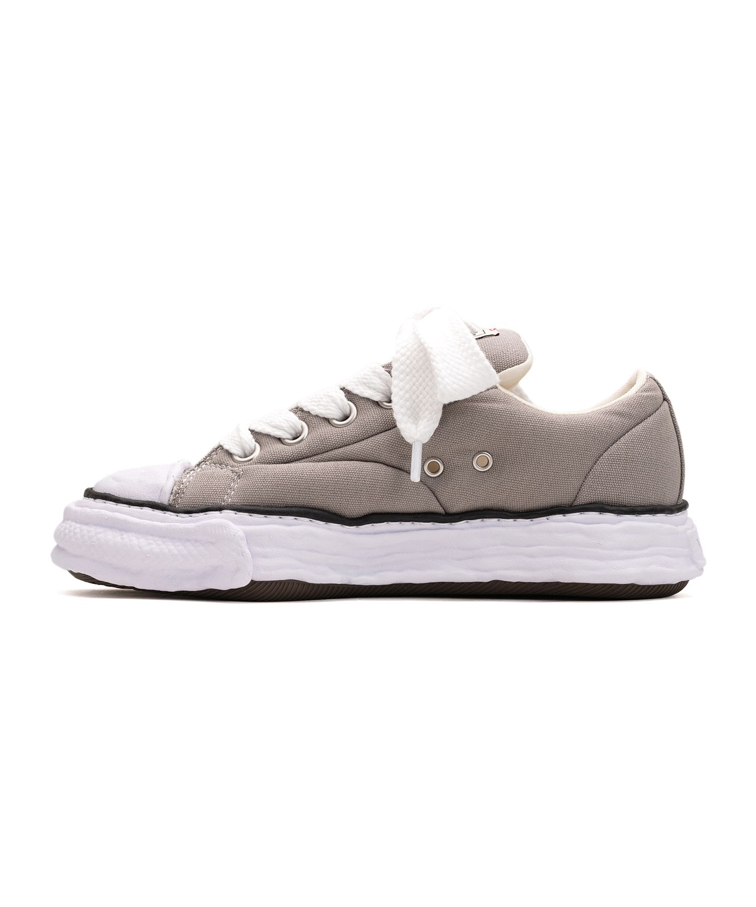 "PETERSON23" OG Sole Padded Canvas Low-top Sneaker