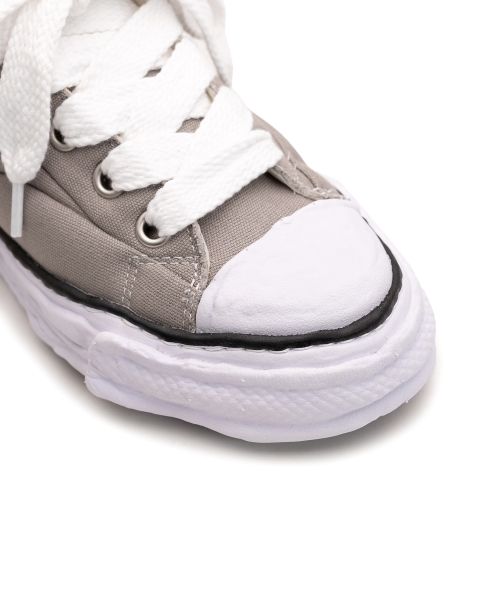 "PETERSON23" OG Sole Padded Canvas Low-top Sneaker