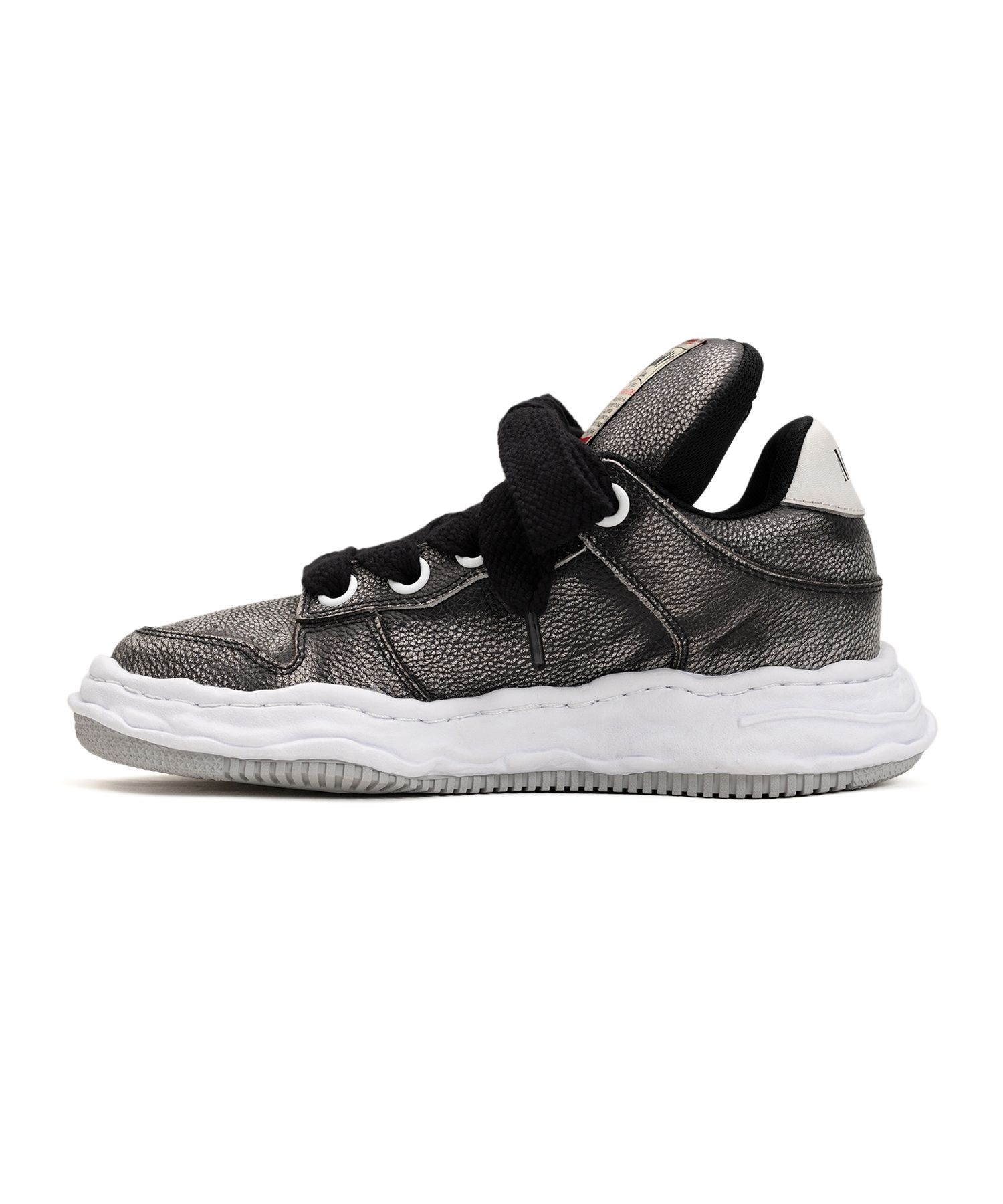 "WAYNE PUFFER" OG Sole Brushed Shrink Leather Low-top Sneaker