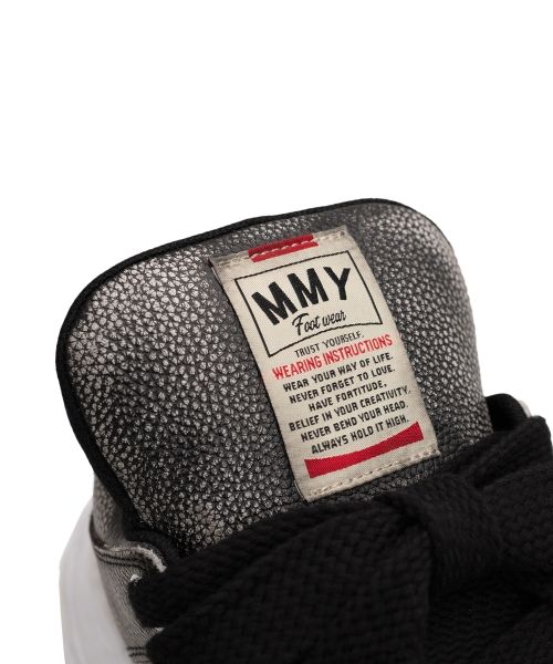 "WAYNE PUFFER" OG Sole Brushed Shrink Leather Low-top Sneaker