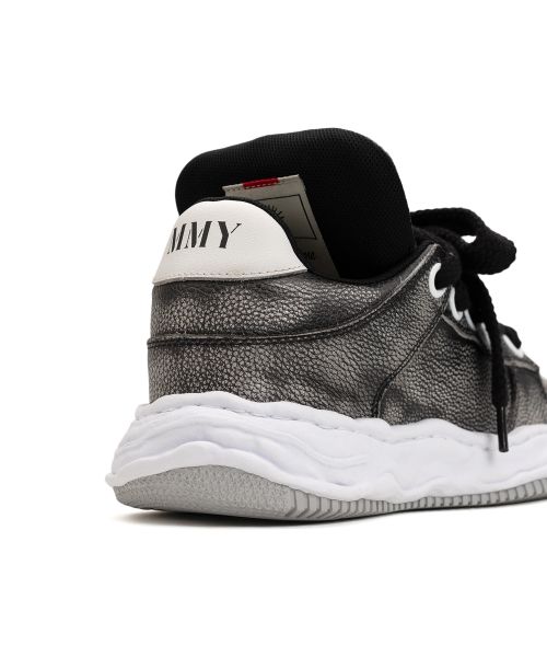 "WAYNE PUFFER" OG Sole Brushed Shrink Leather Low-top Sneaker