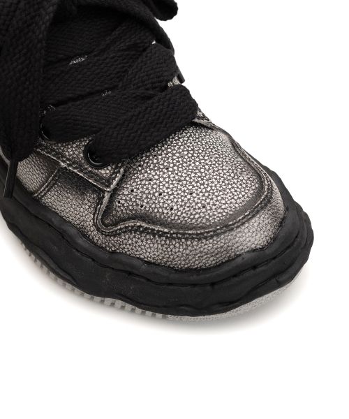 "WAYNE PUFFER" OG Sole Brushed Shrink Leather Low-top Sneaker