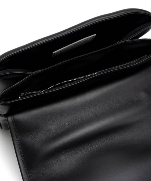 "DOLLS" Rabbit Attached Hand Bag