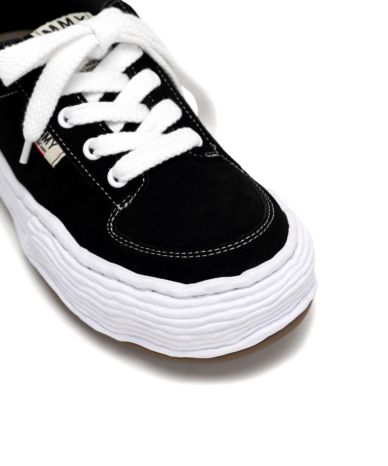 "OLIVER" OG Sole Suede Low-top Sneaker