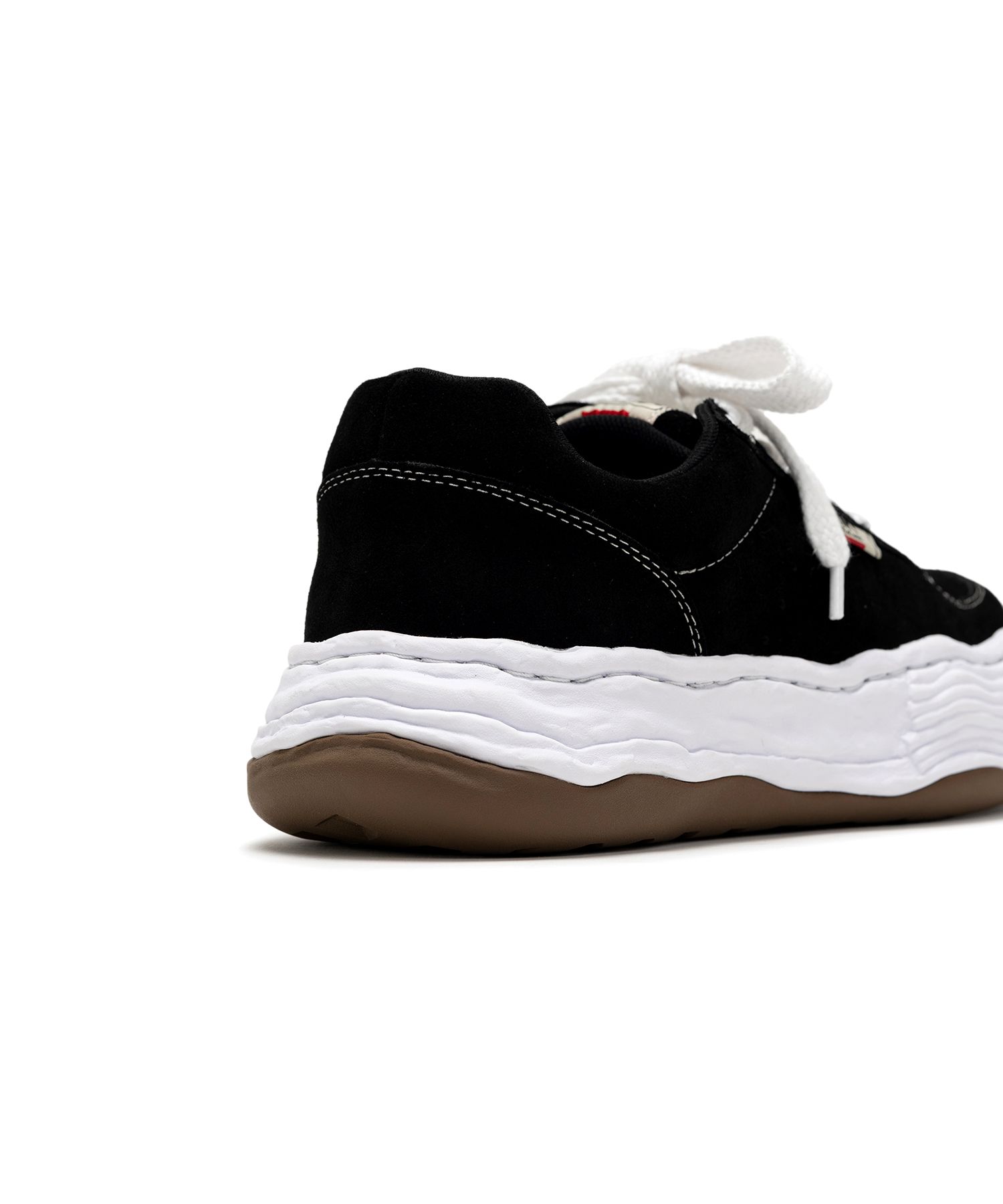 "OLIVER" OG Sole Suede Low-top Sneaker