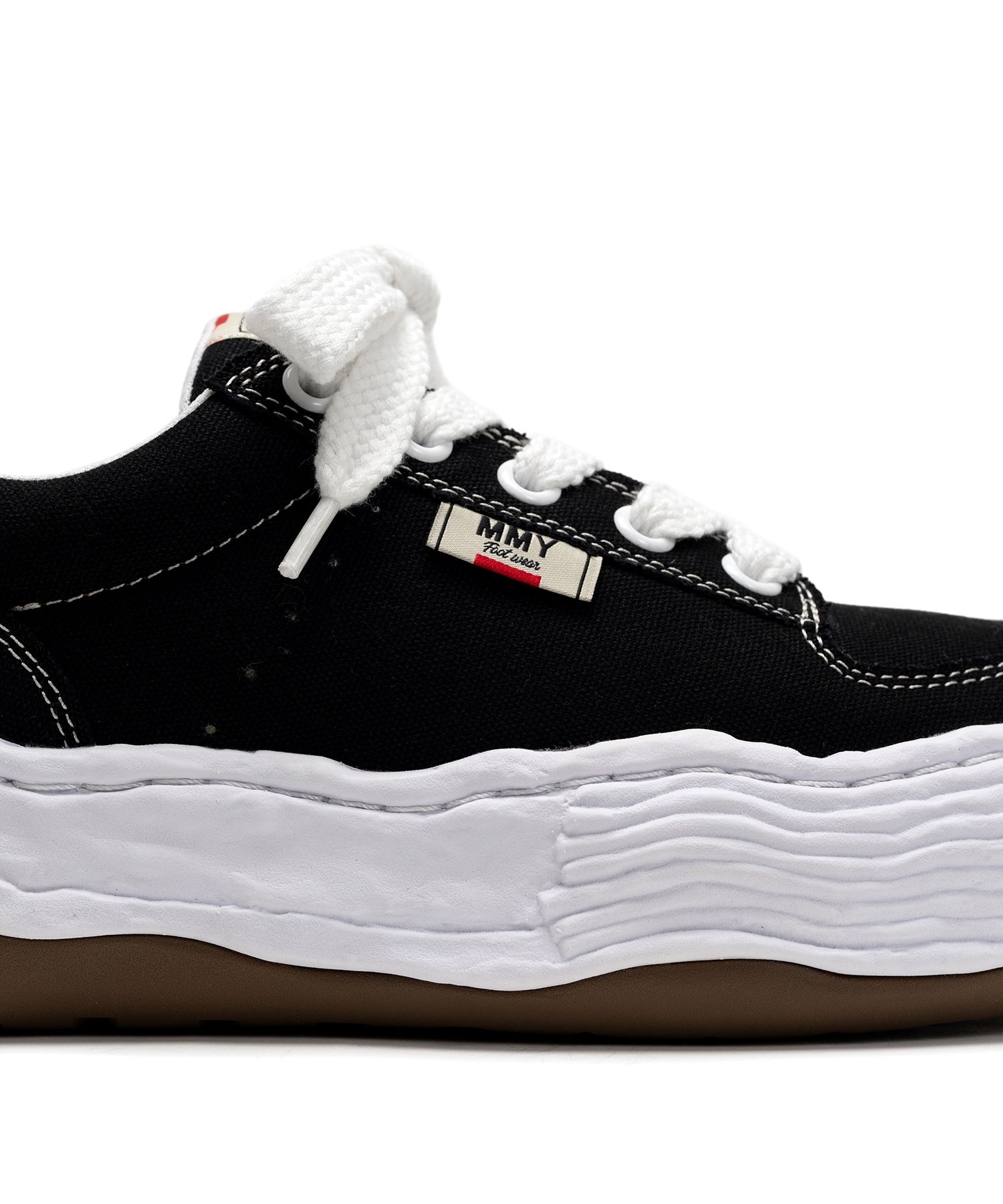 "OLIVER" OG Sole Canvas Low-top Sneaker