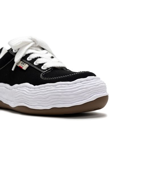 "OLIVER" OG Sole Canvas Low-top Sneaker