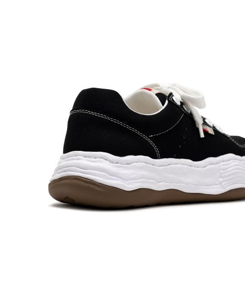 "OLIVER" OG Sole Canvas Low-top Sneaker