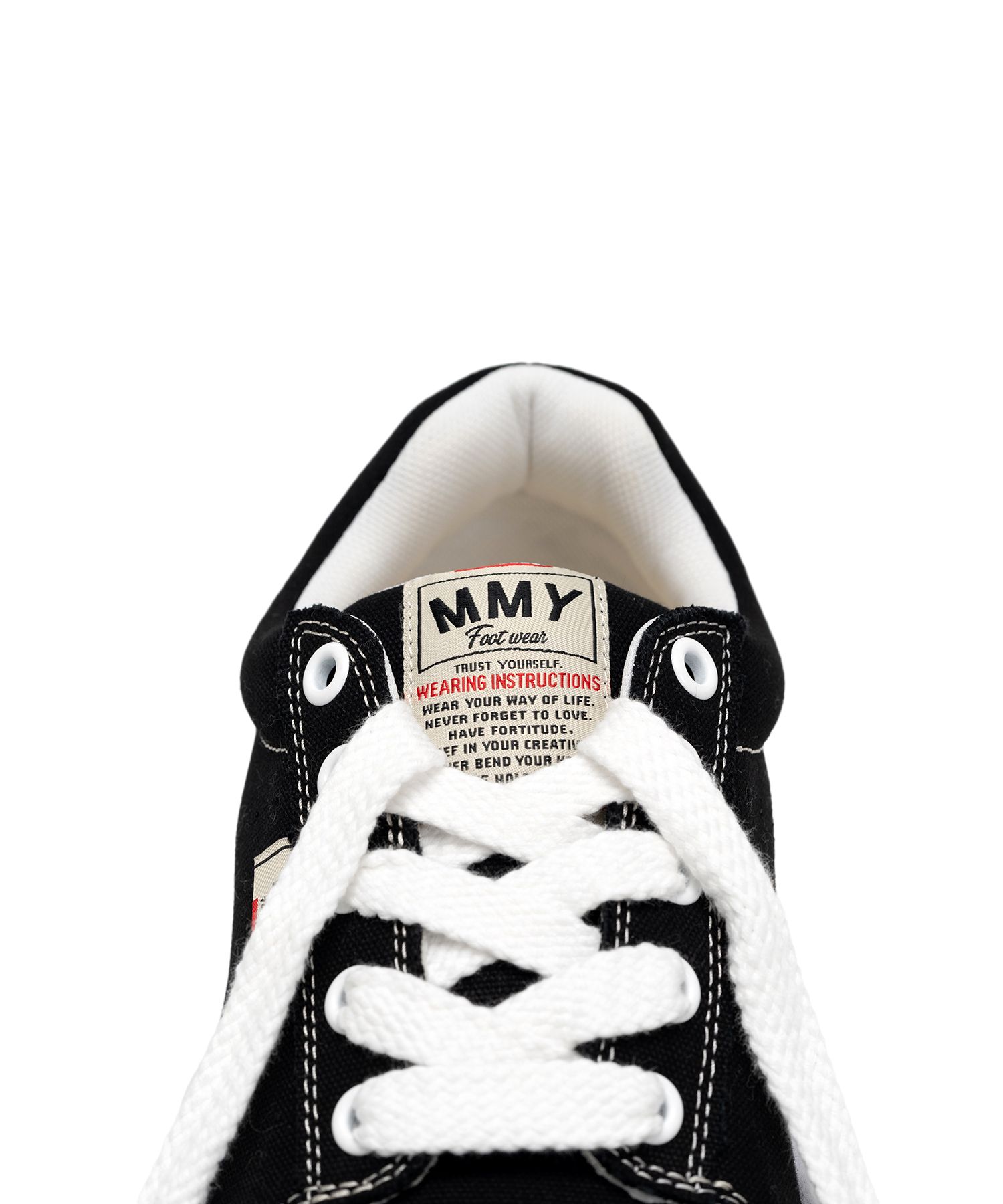 "OLIVER" OG Sole Canvas Low-top Sneaker