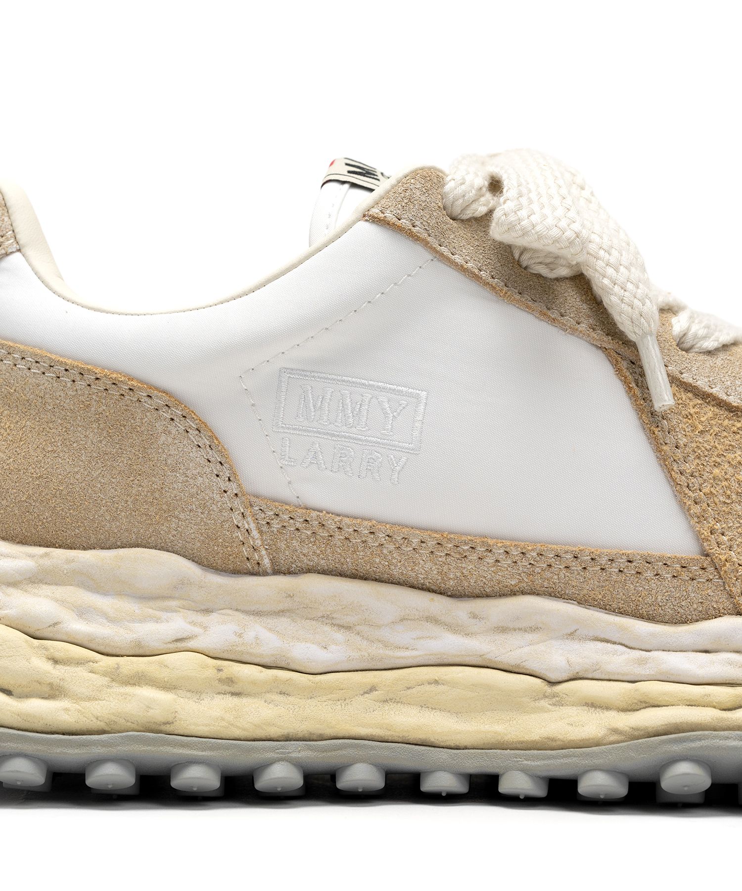 "LARRY" OG Sole Vintage Mix Material Low-top Sneaker