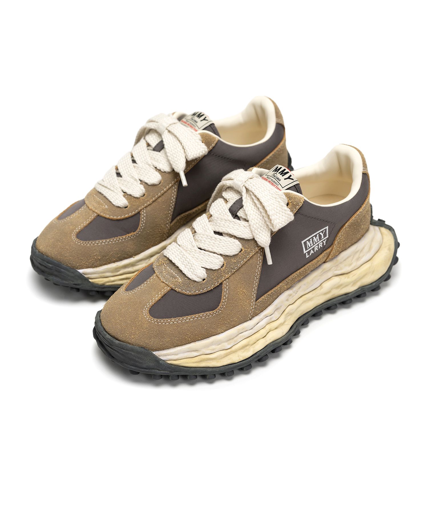 "LARRY" OG Sole Vintage Mix Material Low-top Sneaker