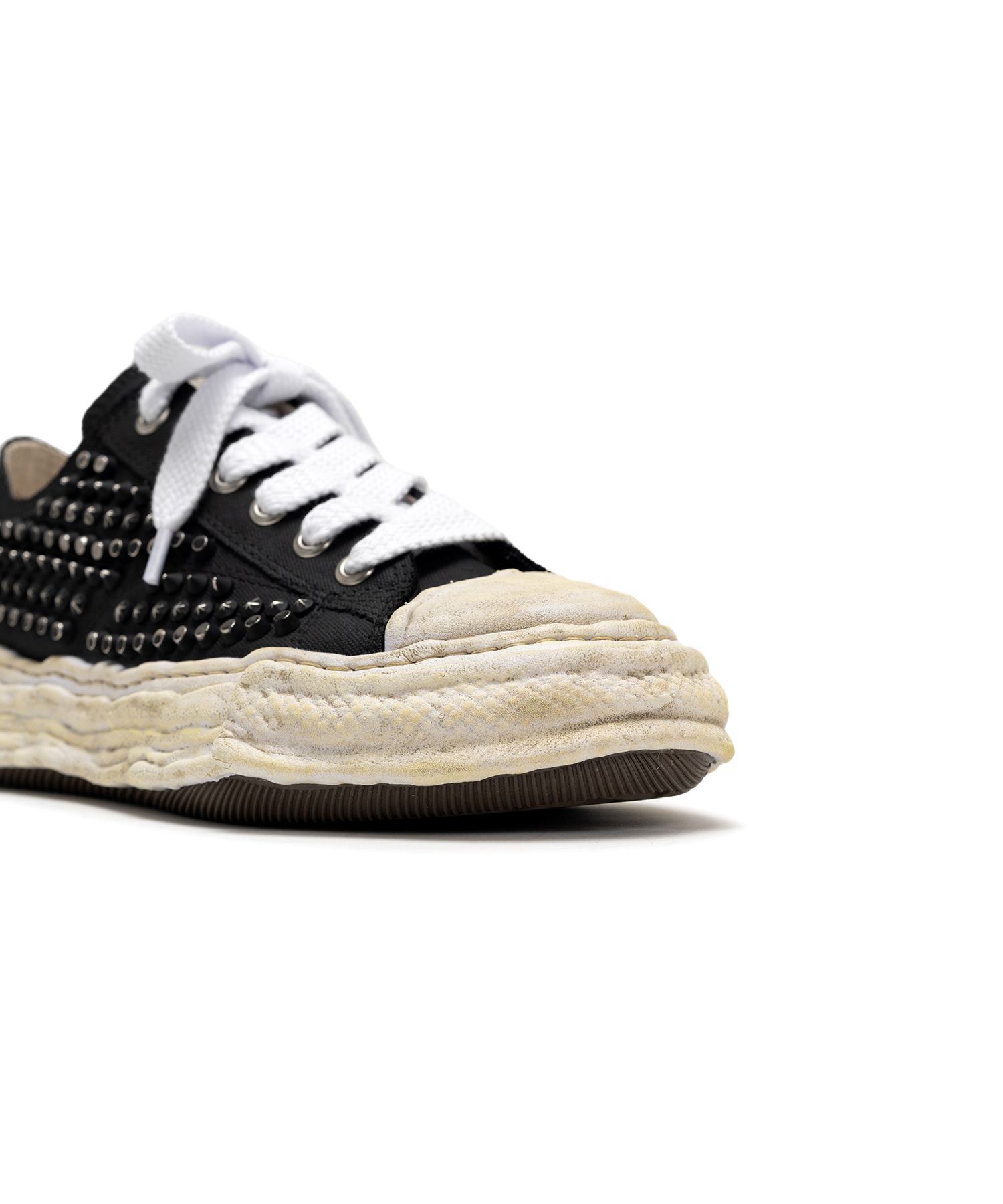 "PETERSON23"OG Sole Studded Canvas Low-top Sneaker