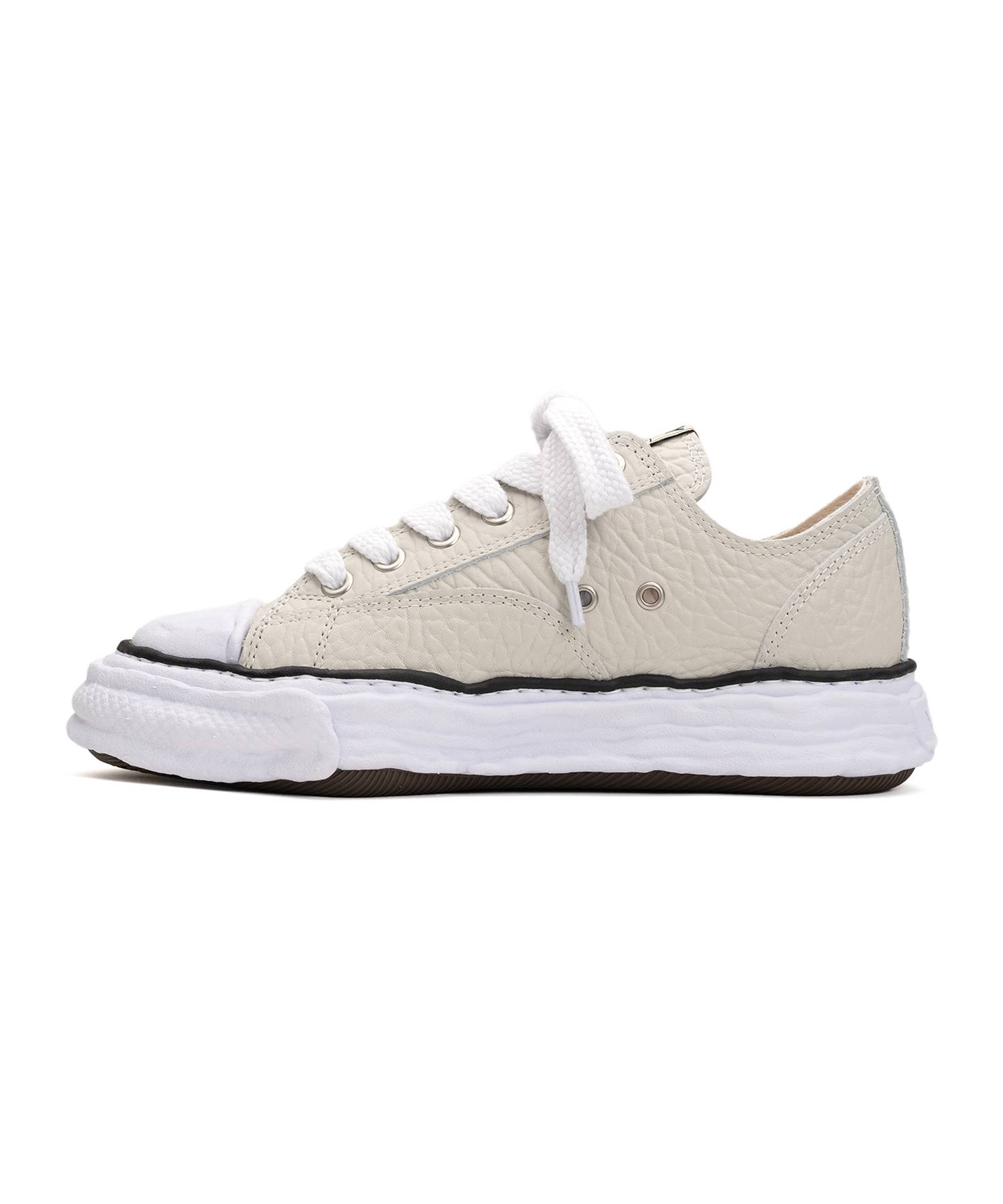 "PETERSON23" OG Sole Monster Leather Low-top Sneaker