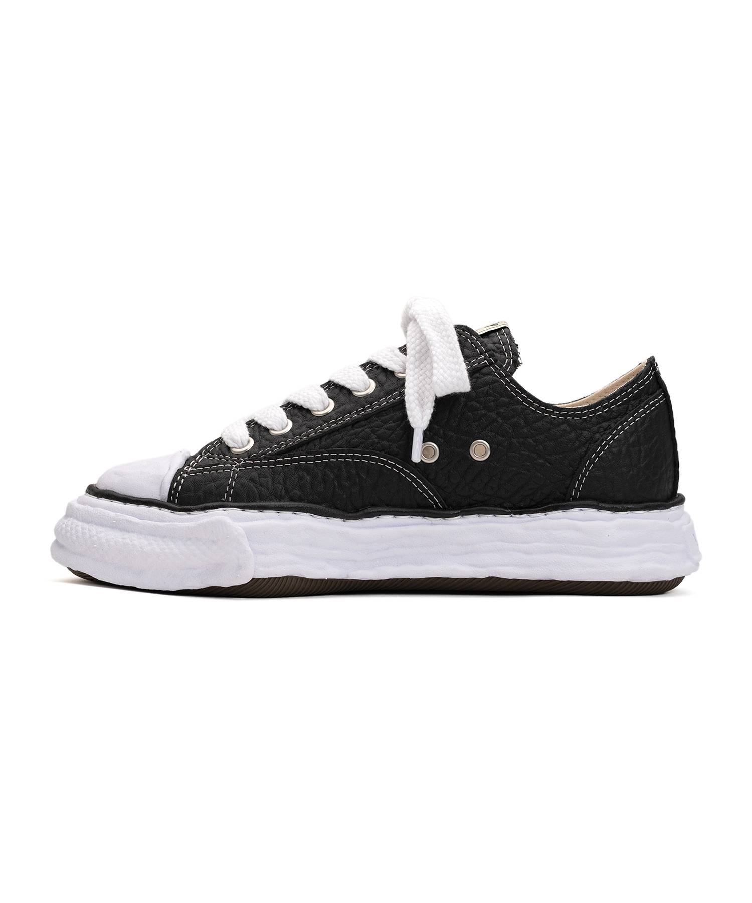 "PETERSON23" OG Sole Monster Leather Low-top Sneaker