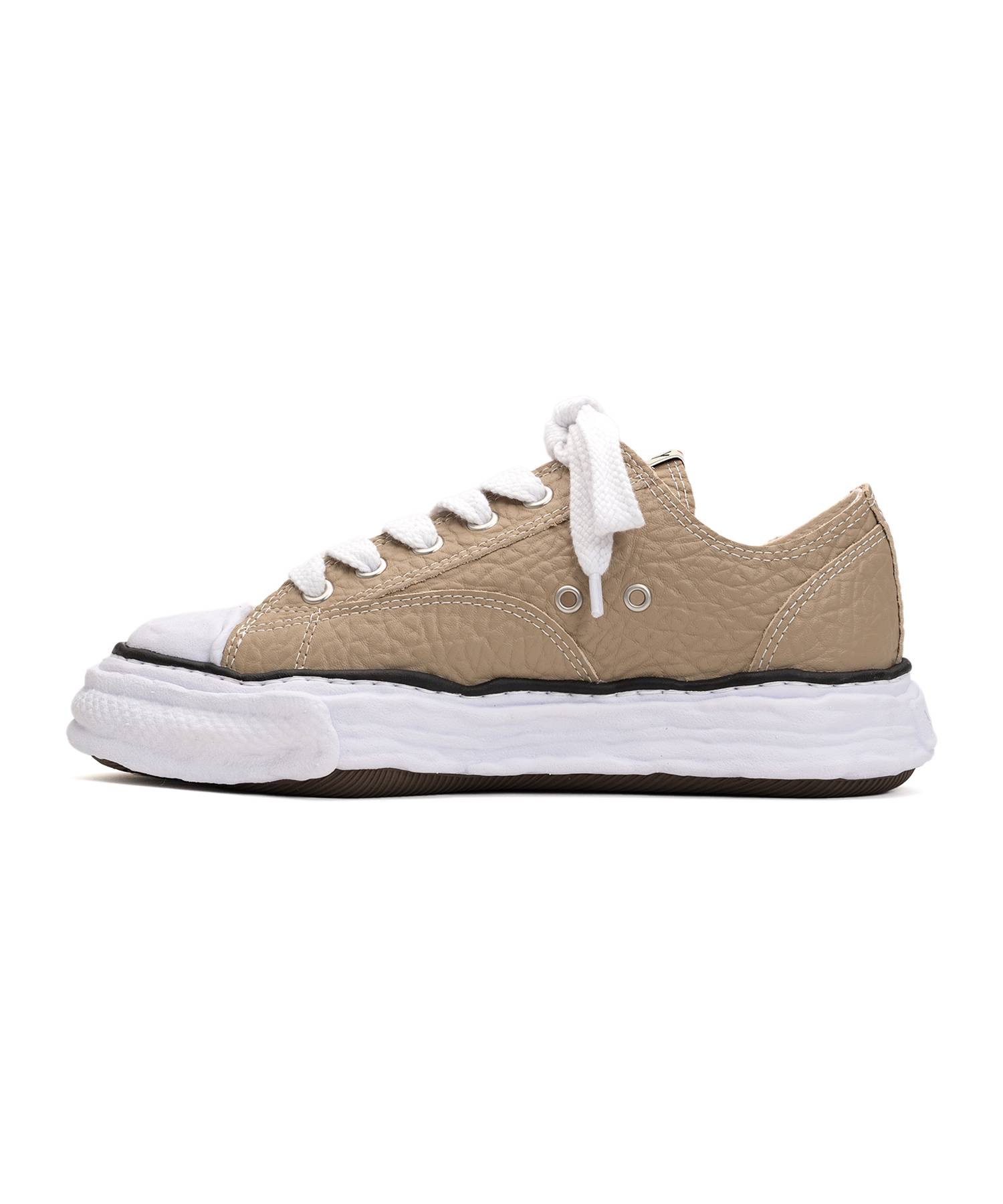 "PETERSON23" OG Sole Monster Leather Low-top Sneaker
