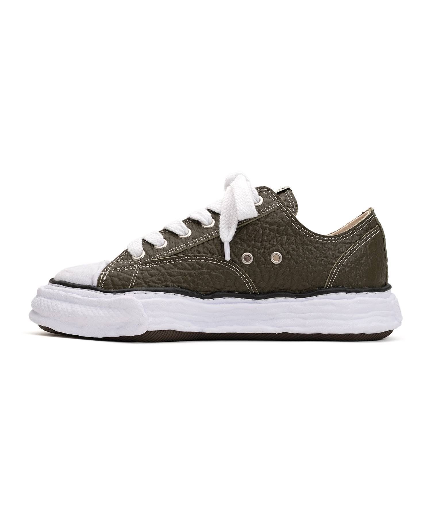 "PETERSON23" OG Sole Monster Leather Low-top Sneaker
