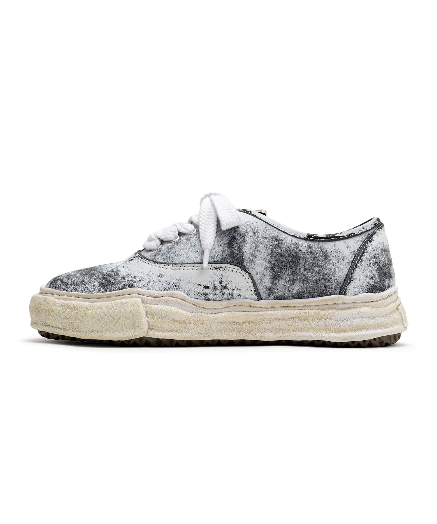 【EXCLUSIVE EDITION】"BAKER" OG Sole Shaved Leather Low-top Sneaker