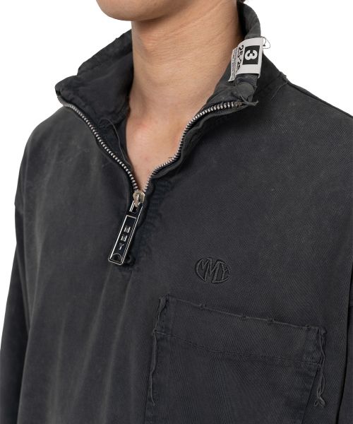 Amateur Sewn Like Half Zip-up Long Sleeve T-shirt