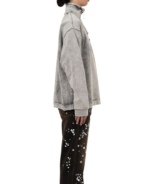 Amateur Sewn Like Half Zip-up Long Sleeve T-shirt