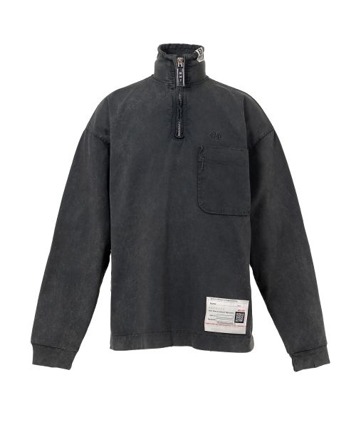 Amateur Sewn Like Half Zip-up Long Sleeve T-shirt