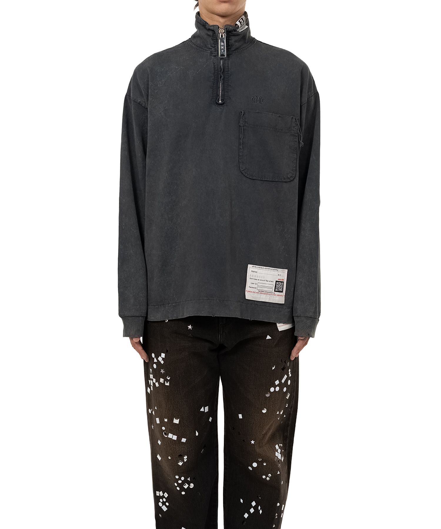 Amateur Sewn Like Half Zip-up Long Sleeve T-shirt