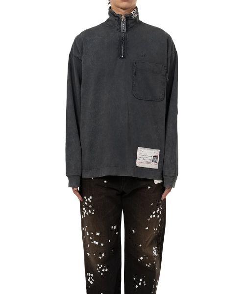 Amateur Sewn Like Half Zip-up Long Sleeve T-shirt