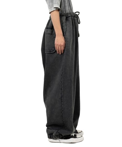 Amateur Sewn Like Sweat Pants