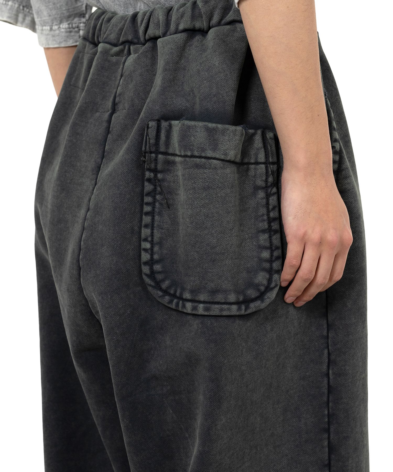 Amateur Sewn Like Sweat Pants